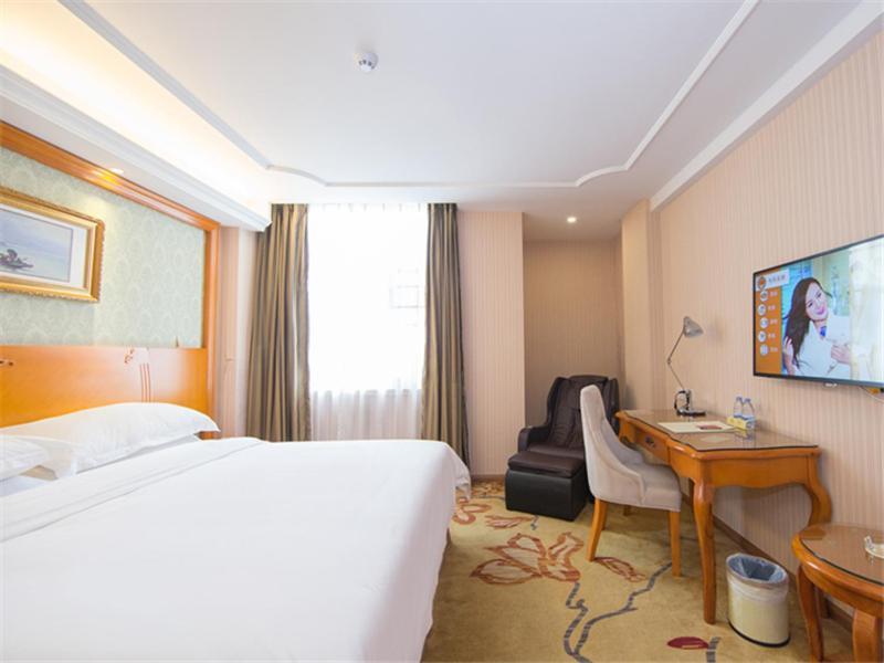 Vienna Hotel Guangzhou Nanpu Station Экстерьер фото