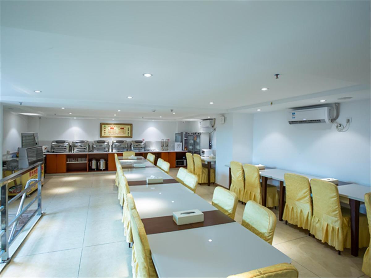 Vienna Hotel Guangzhou Nanpu Station Экстерьер фото