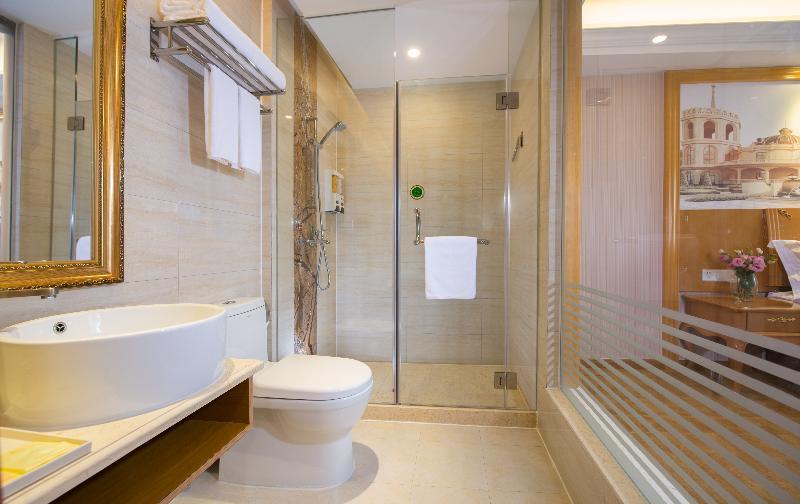 Vienna Hotel Guangzhou Nanpu Station Экстерьер фото