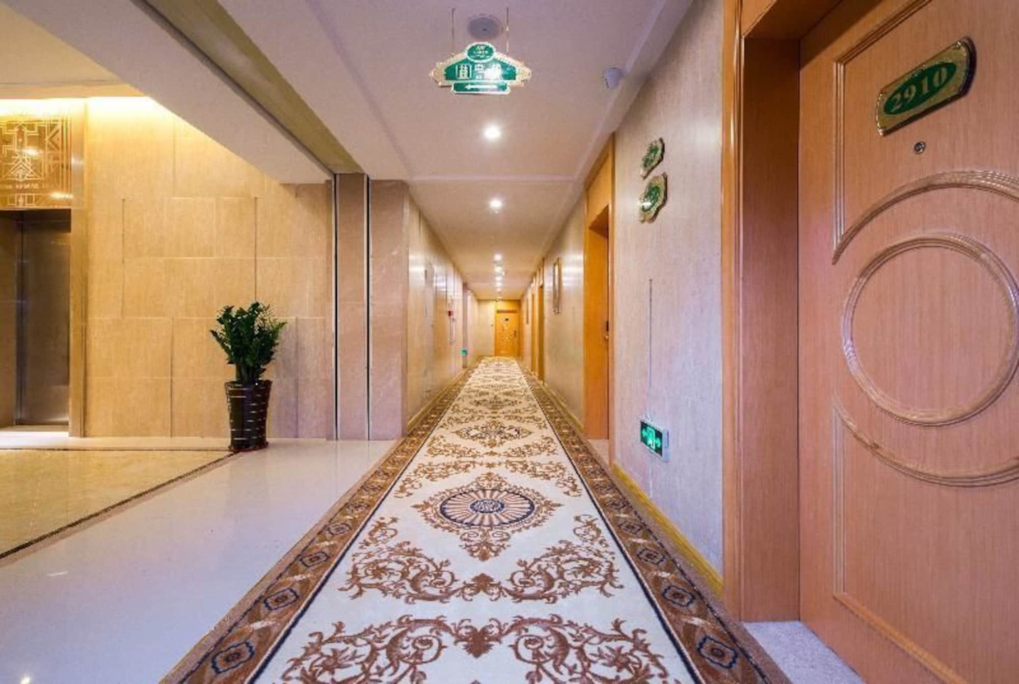 Vienna Hotel Guangzhou Nanpu Station Экстерьер фото